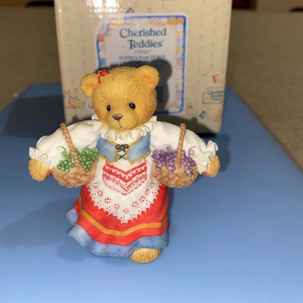 Cherished Teddies Sophia from Italy
